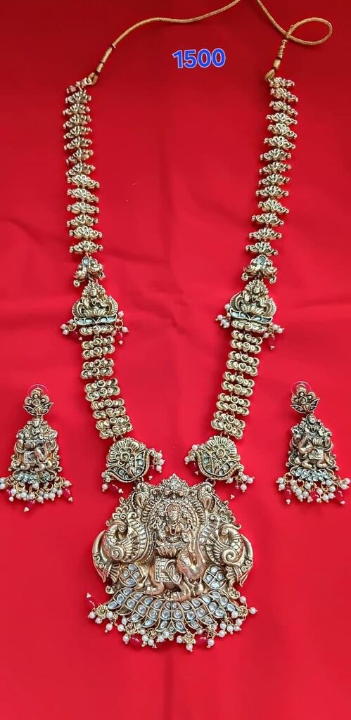 Jewellery set  – Jewellery in Chennai