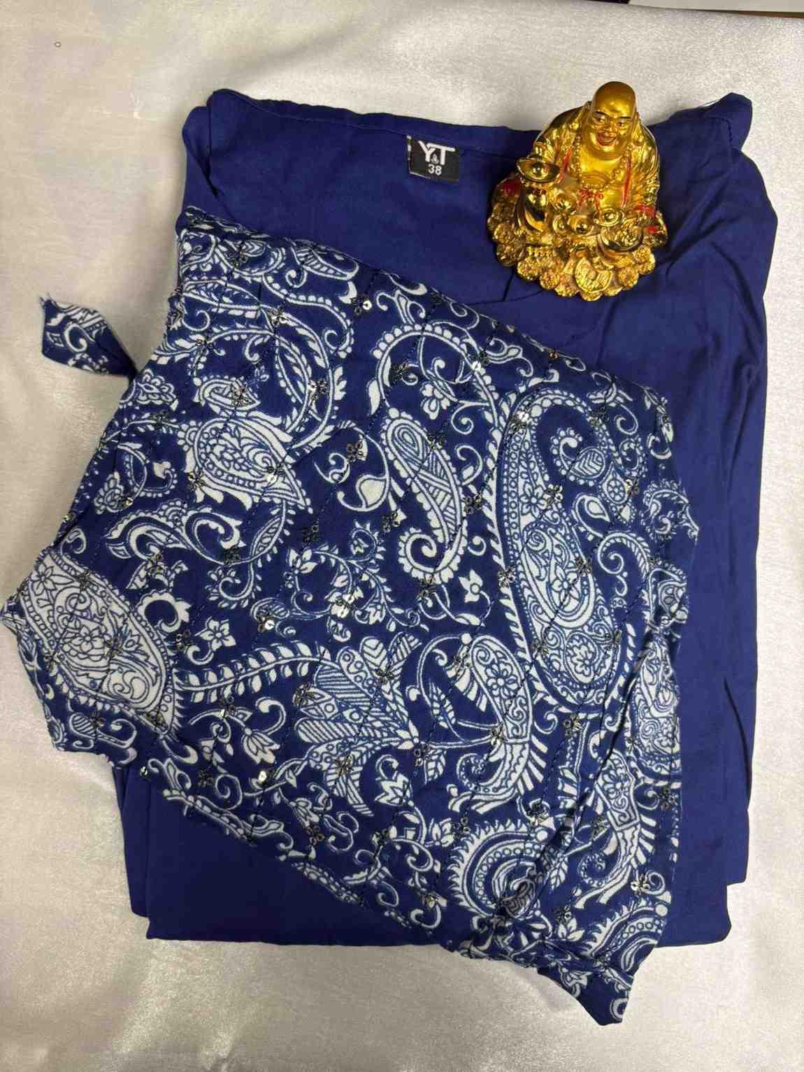 A line top - Others by Thiaâ€™s Boutique