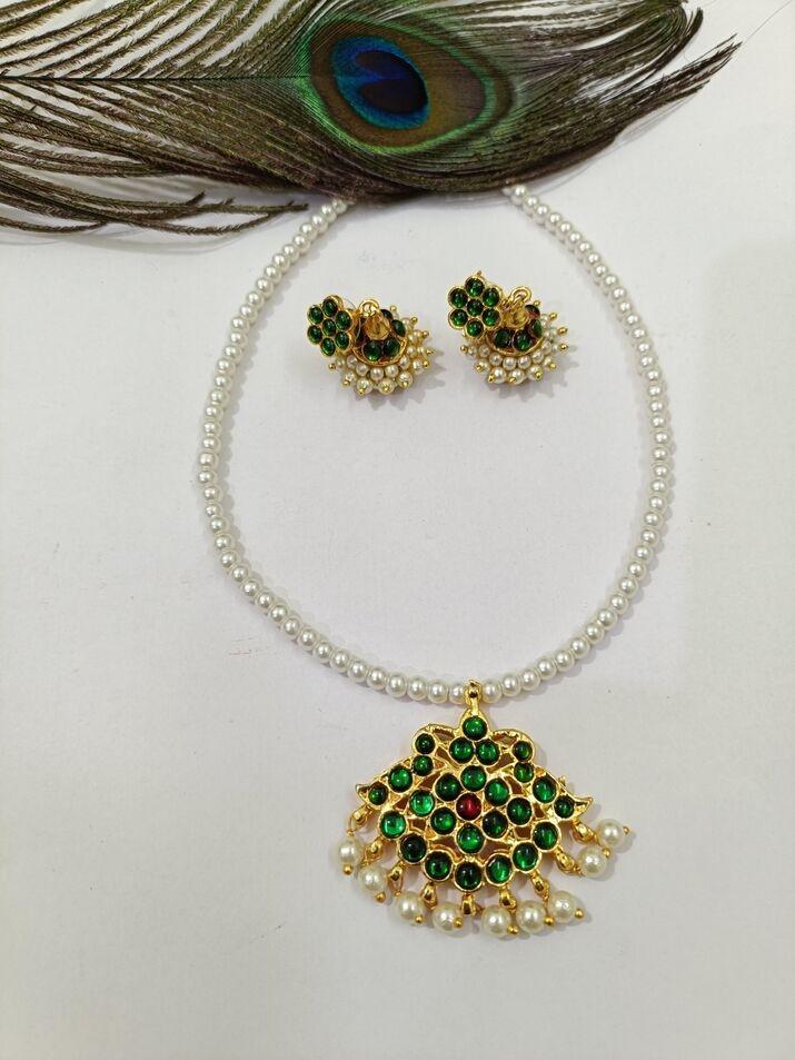 Green Kemp stone necklace - Jewellery by SK handcraft jewellery 