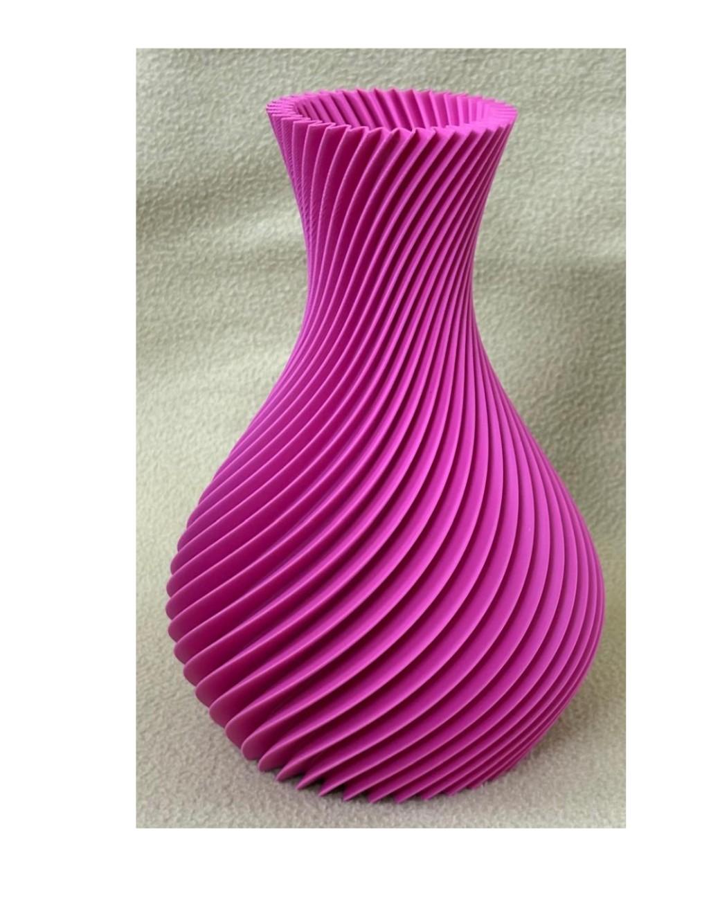 Flow Vase - Personalized Gifts by Modli 3D Private Limited 