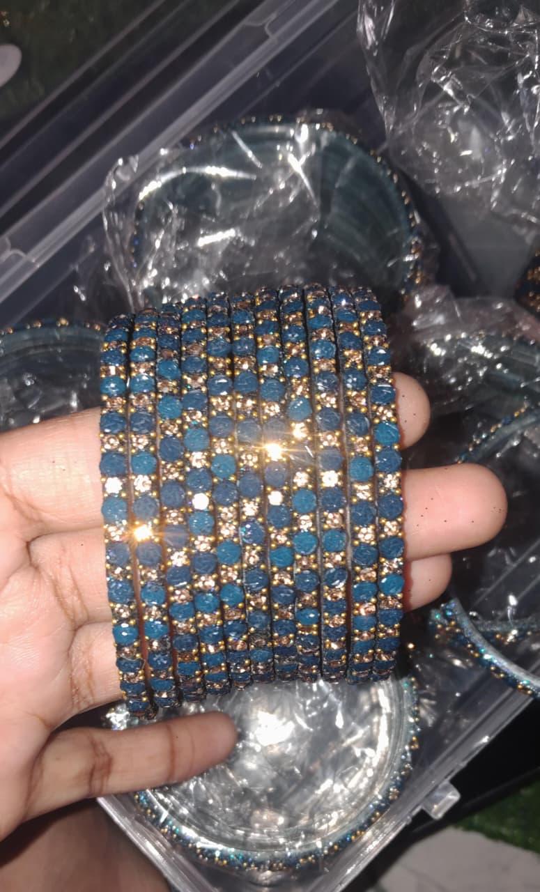 Roja glass bangles  – Jewellery in Kanchipuram