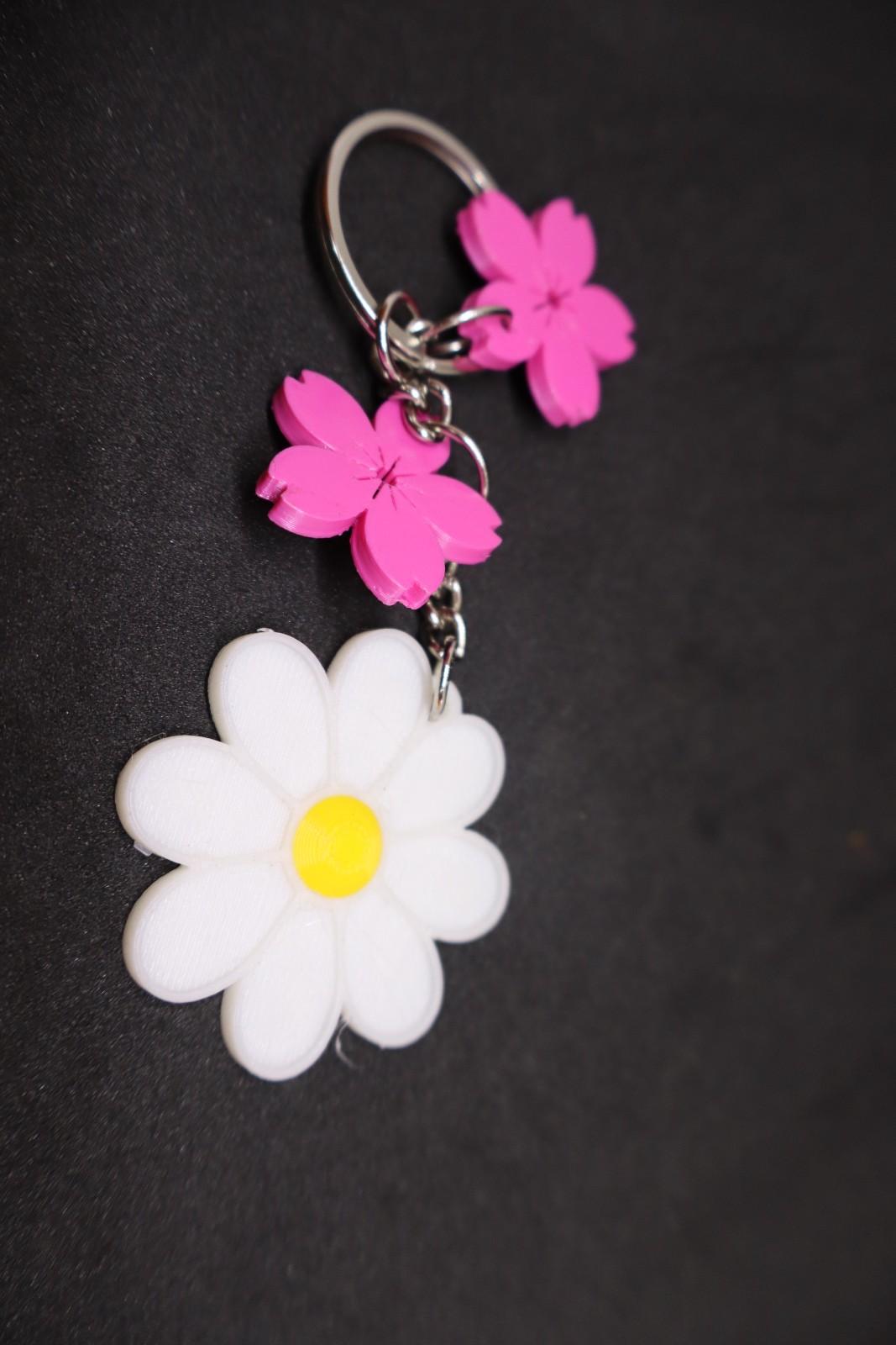 Daisy and Sakura Flower Keychain - Personalized Gifts by Modli 3D Private Limited 