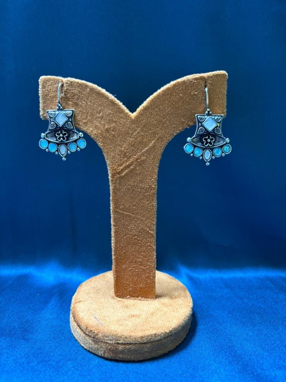 Earrings hanging type - Others by Thiaâ€™s Boutique