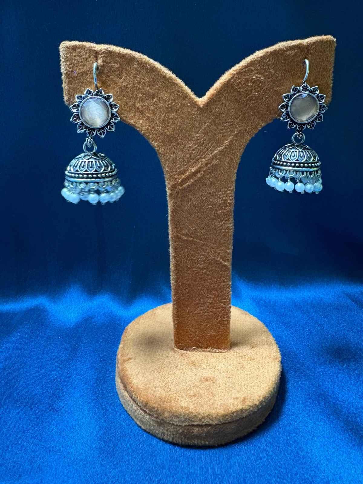 Premium earings  - Others by Thiaâ€™s Boutique