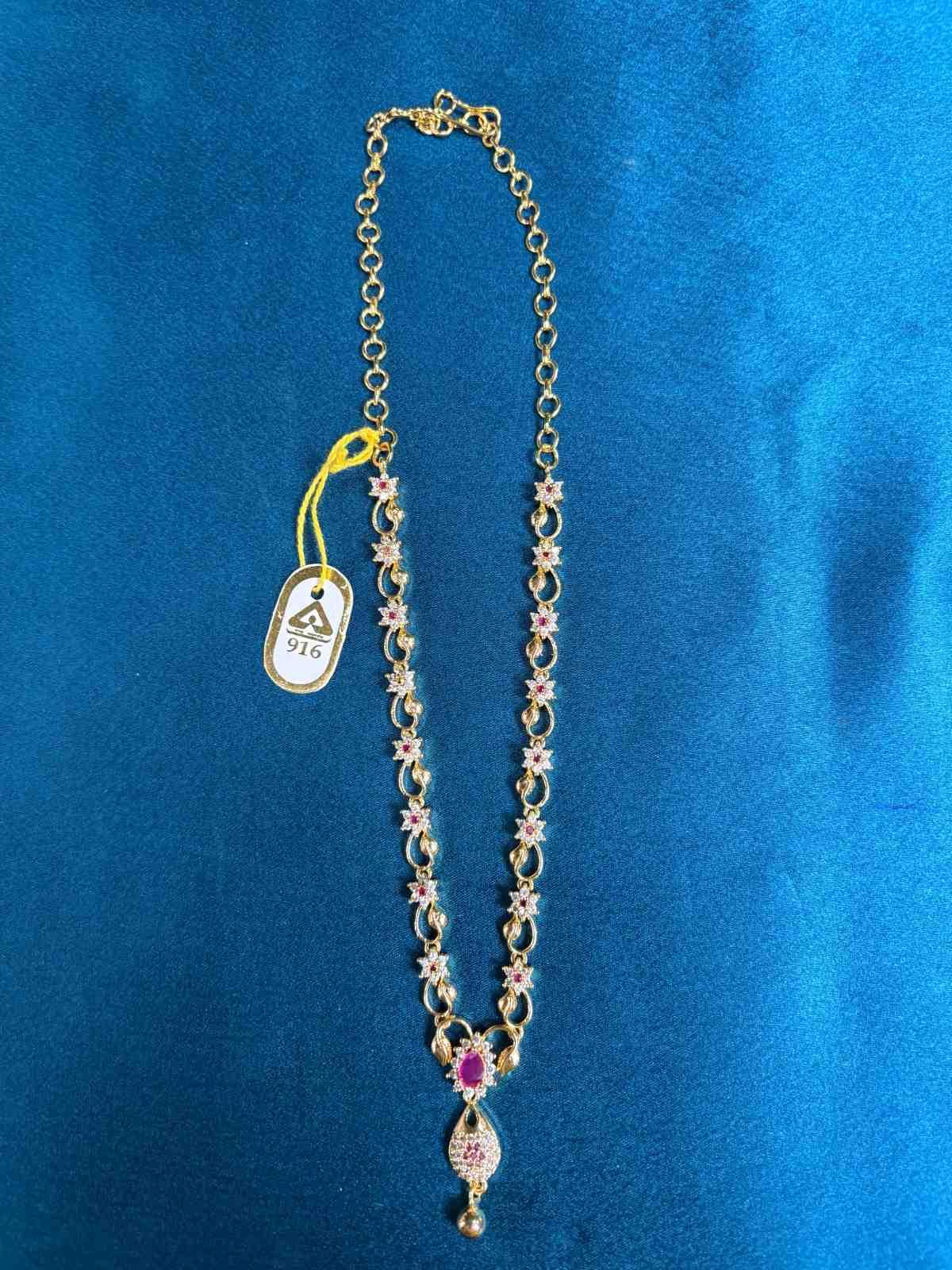 Premium chain - Others by Thiaâ€™s Boutique