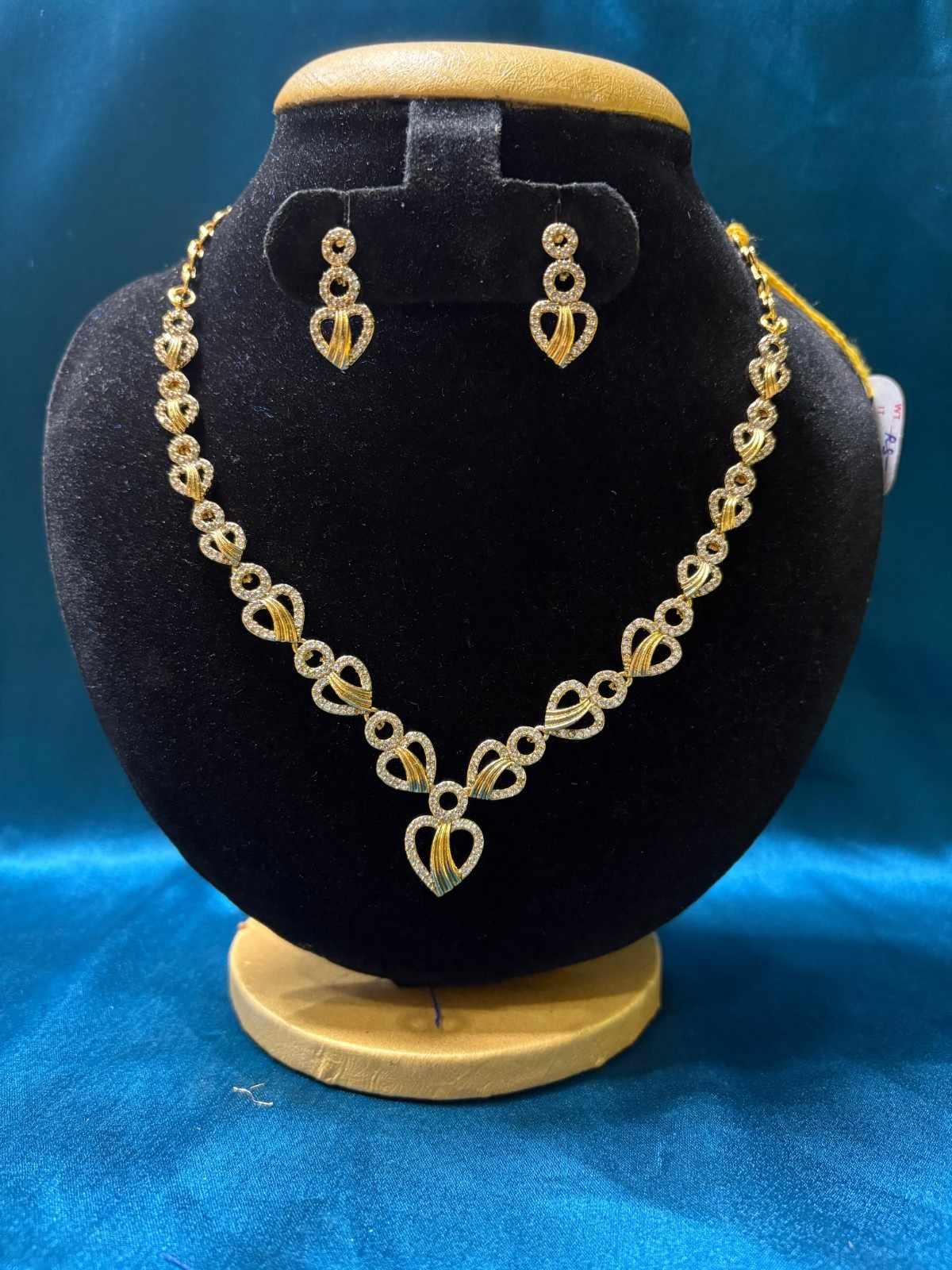 Premium jewellery set  - Others by Thiaâ€™s Boutique