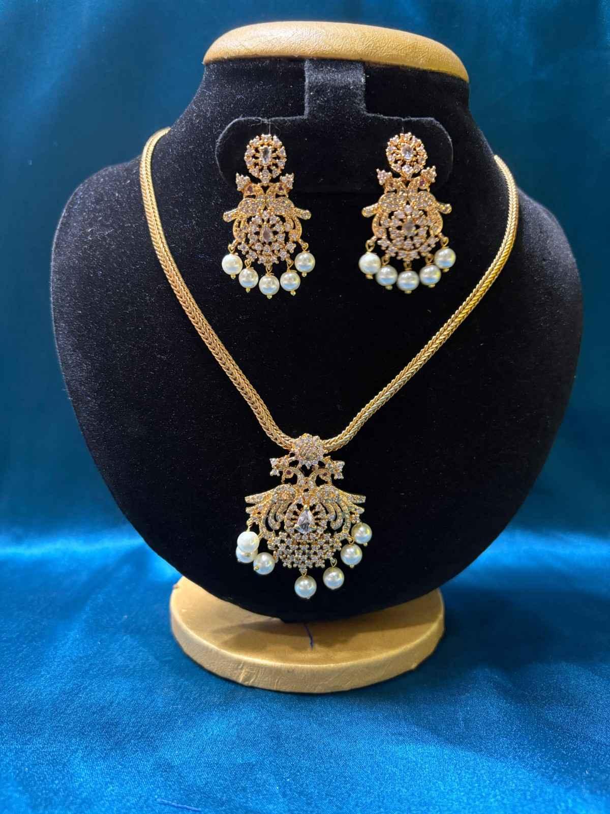 Premium jewellery set  - Others by Thiaâ€™s Boutique