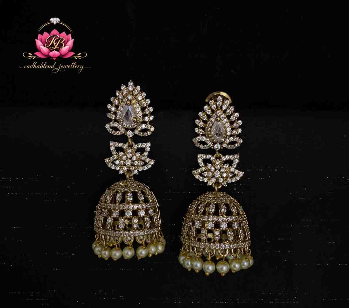 Premium quality ad stone earring