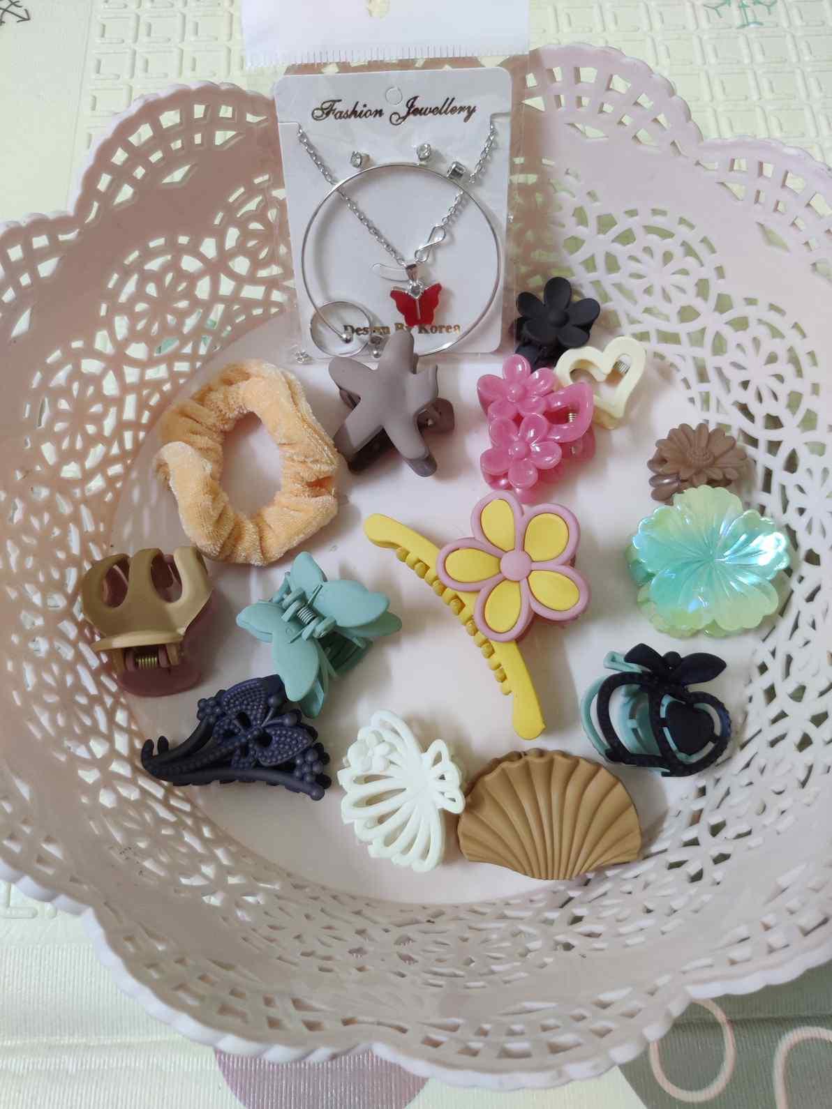 Everyday Cute Combo – Hair Accessories + Jewe